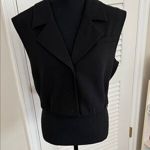 Favorite Daughter cropped vest .